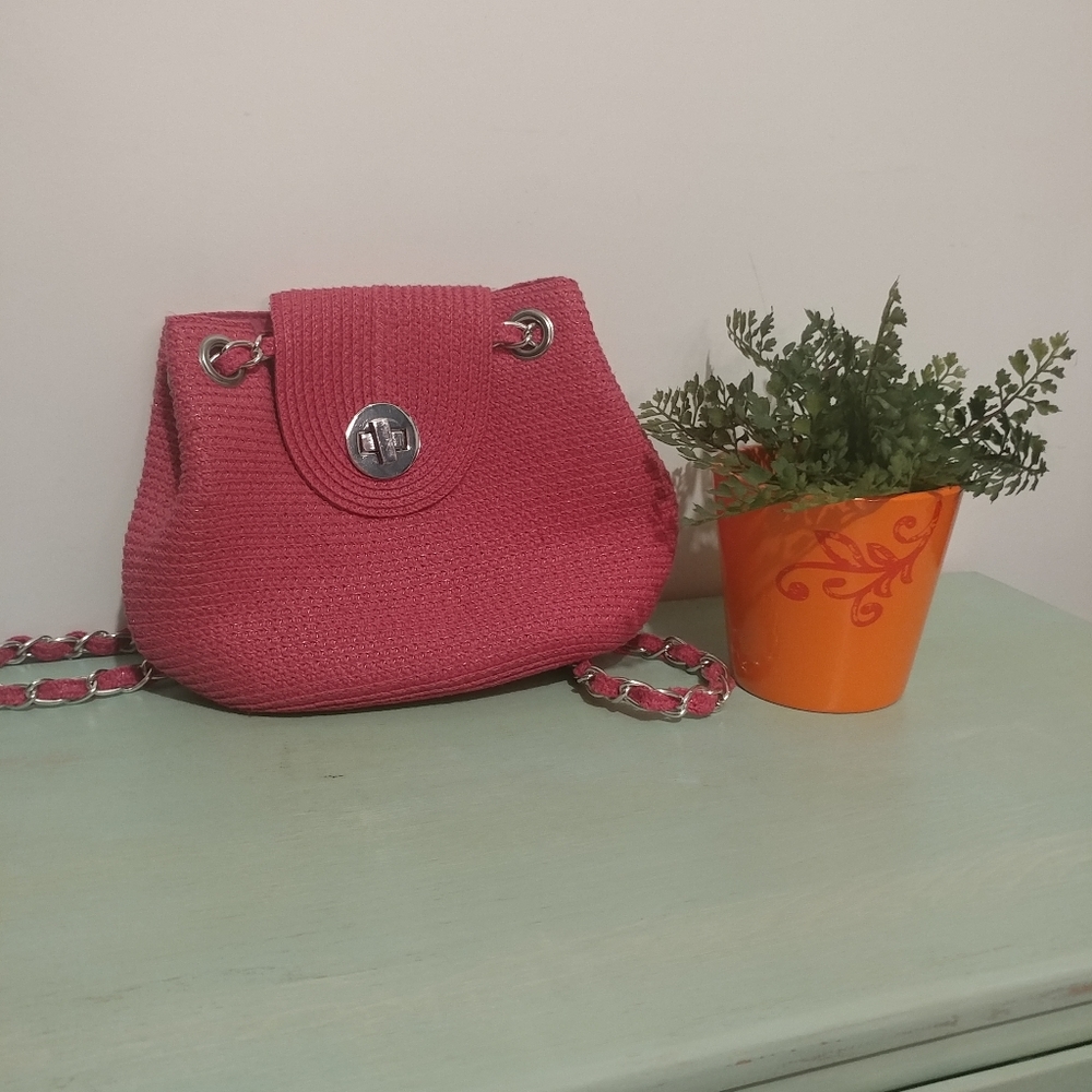 Hot pink woven shoulder or cross body bag/purse 👛